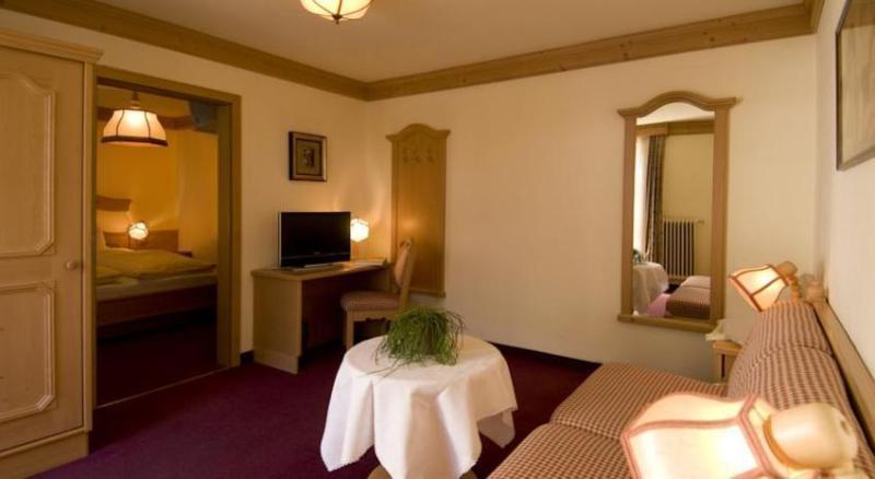 Hotel Dolomiti La Villa  Esterno foto
