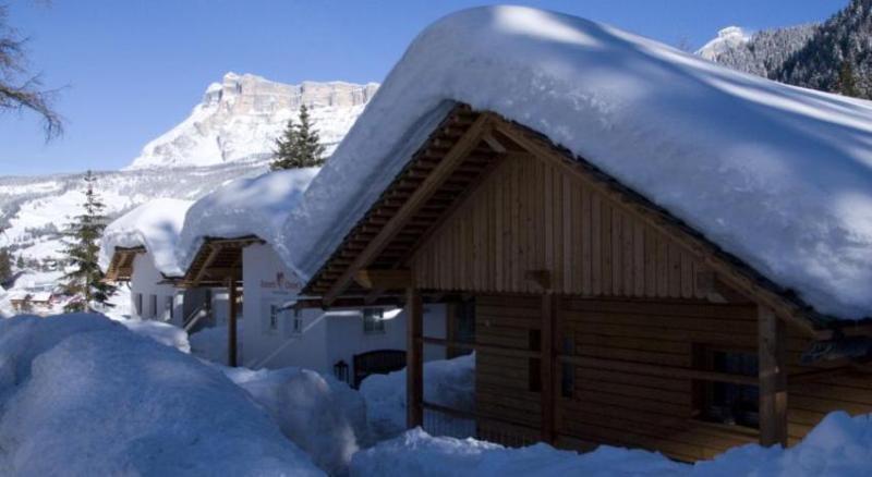 Hotel Dolomiti La Villa  Esterno foto
