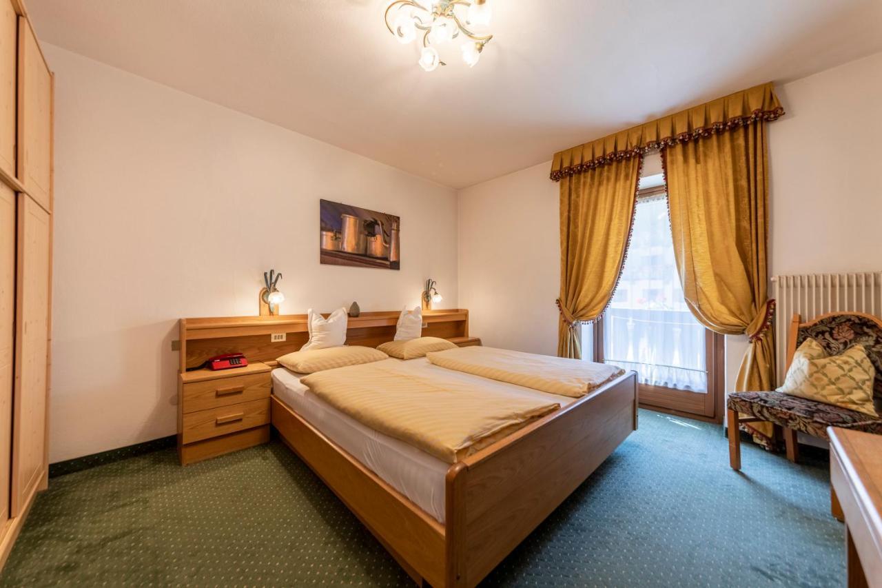 Hotel Dolomiti La Villa  Esterno foto