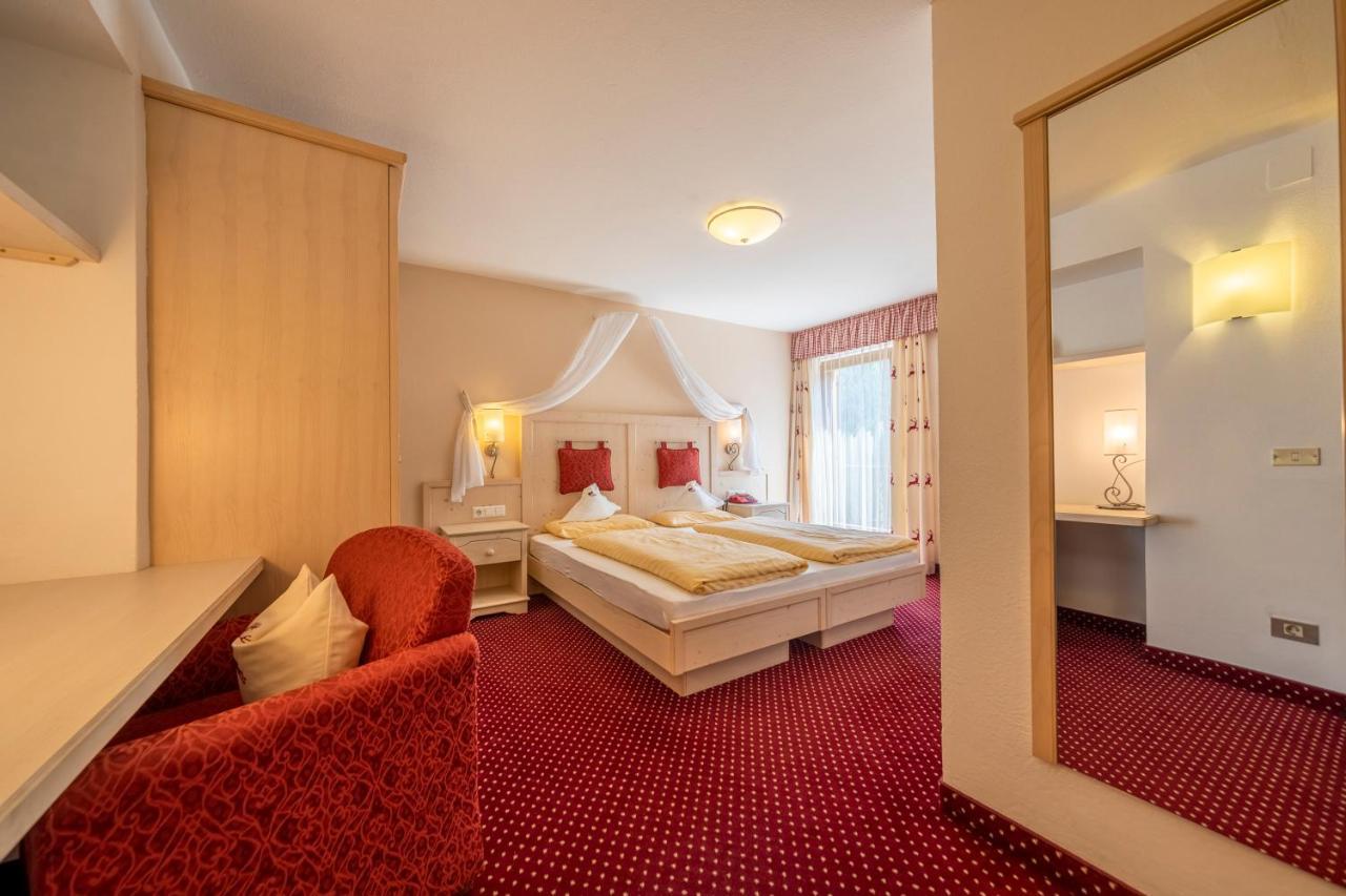 Hotel Dolomiti La Villa  Esterno foto