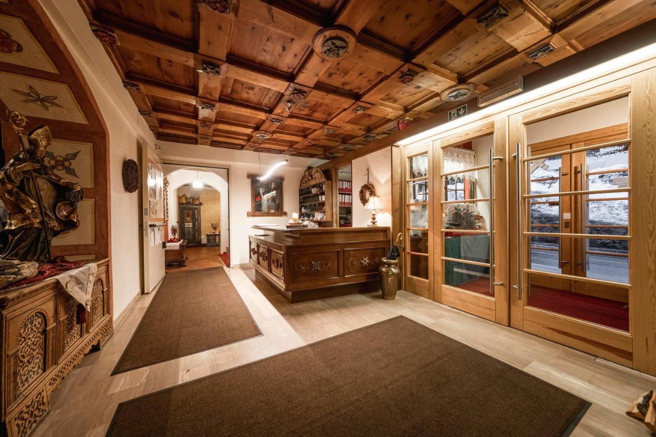 Hotel Dolomiti La Villa  Esterno foto